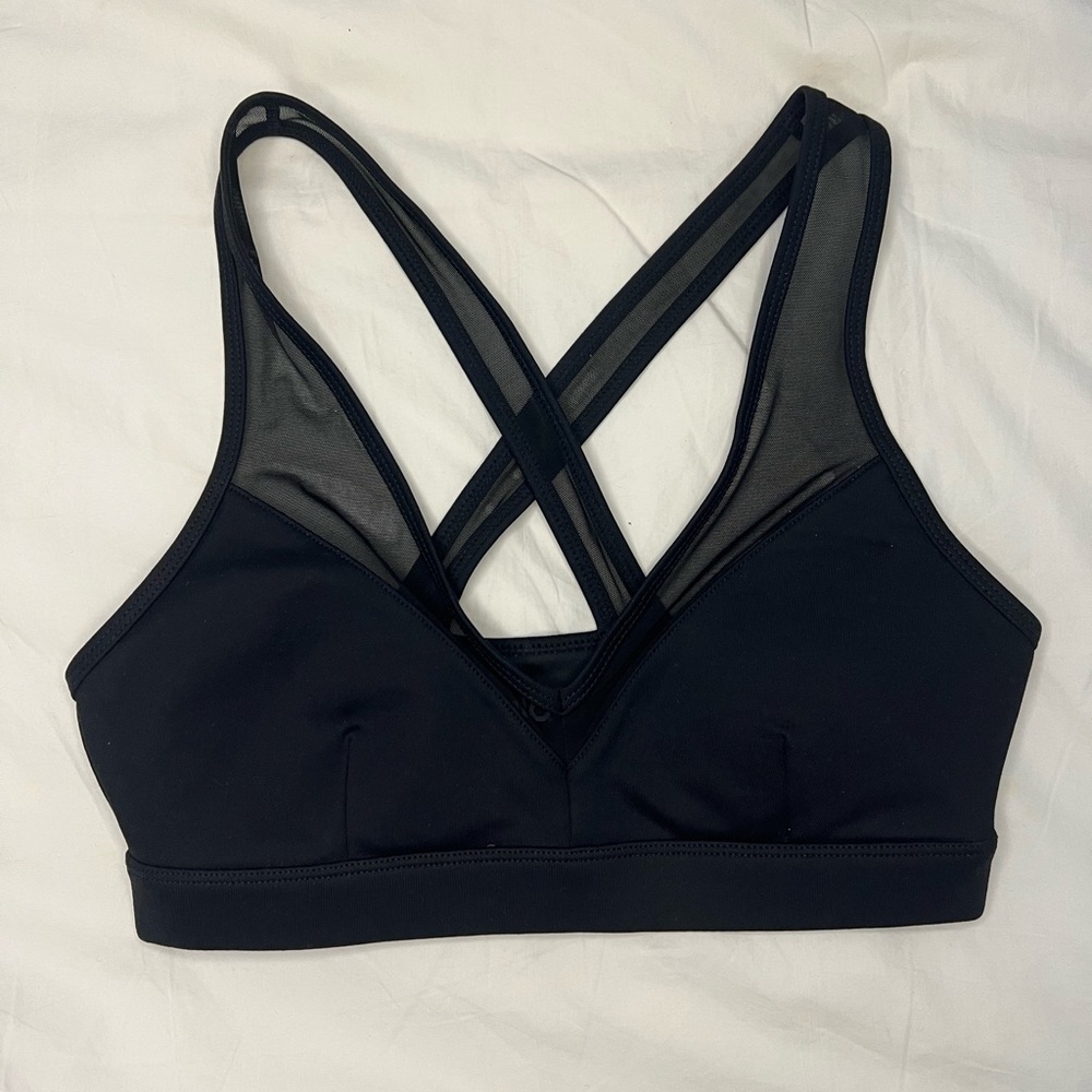 NEW Alo entice sports bra